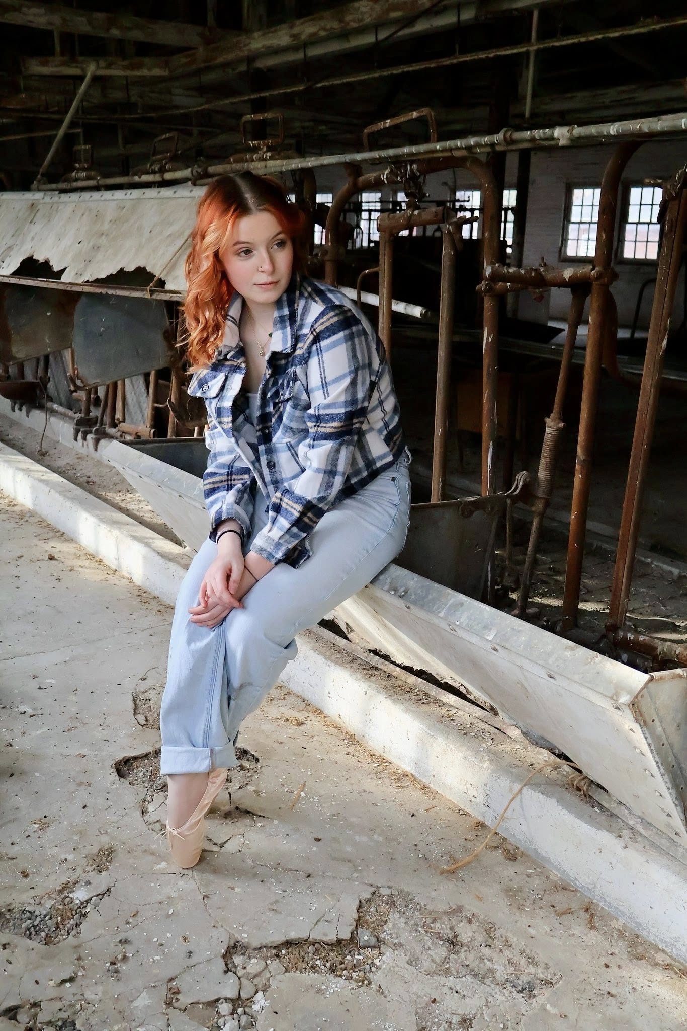 Dance portrait in a barn